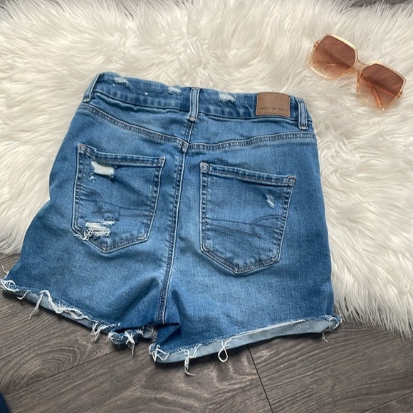 American Eagle High rise super stretch ripped denim jean shorts - Picture 2 of 6